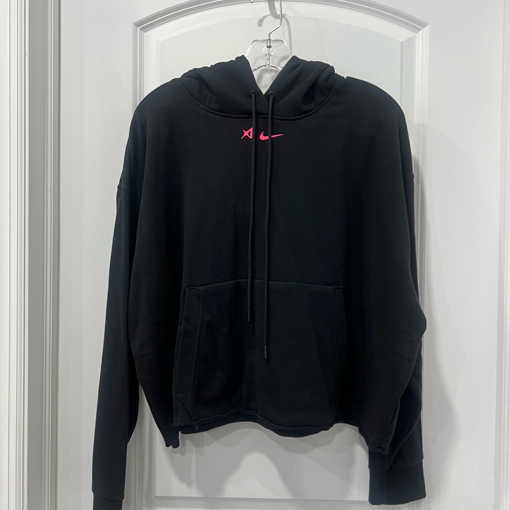 A'ja Wilson Signature Women's Oversized Cropped Basketball Hoodie from Nike